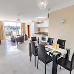 Aparthotel Onyx