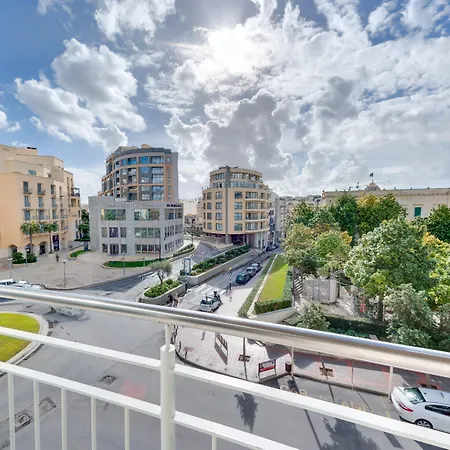 Onyx سانت جوليان