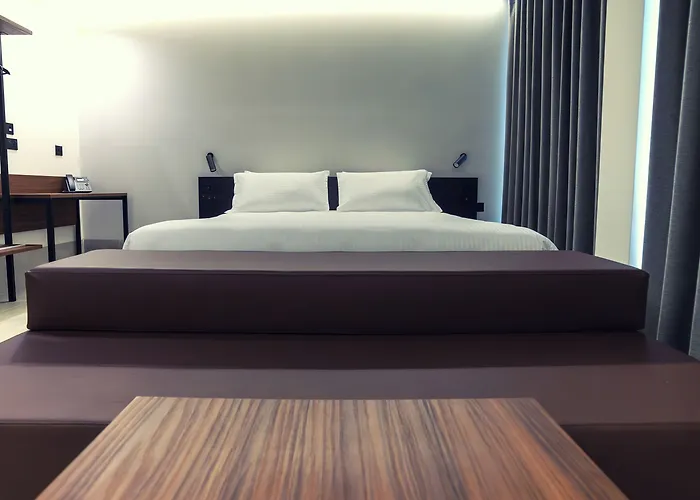 Appart hôtel Onyx San Ġiljan